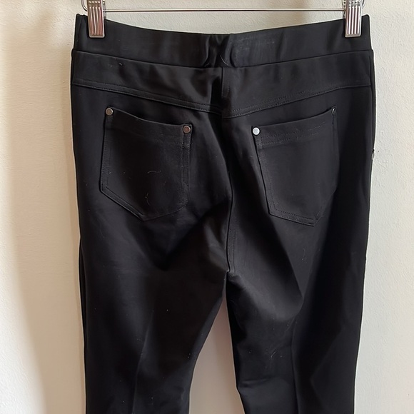 Insight Solid Black Leggings Pants Back Pockets Pull-On Size 2 Spandex - Picture 6 of 9